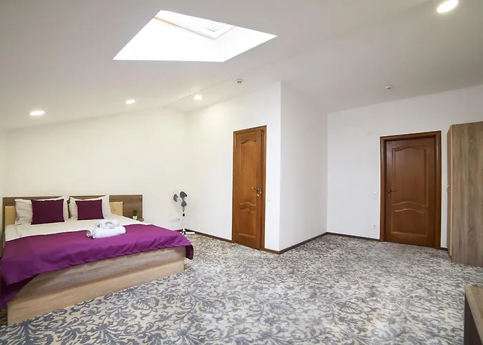 Coin Hotel Львів